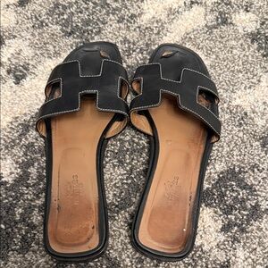 Hermes Black Leather Women's Sandals